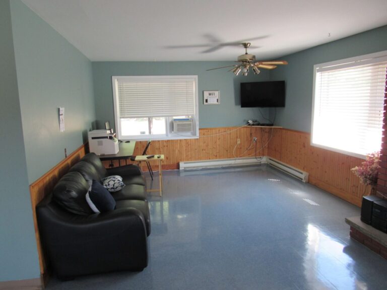 150 Castlegreen Drive Public Room